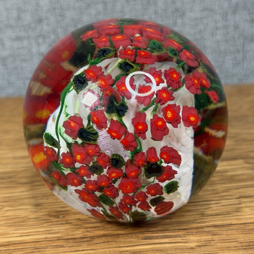 Shawn Messenger "Poinsettia" 2011 Signed Magnum Art Glass Floral Paperweight - Picture 4 of 10